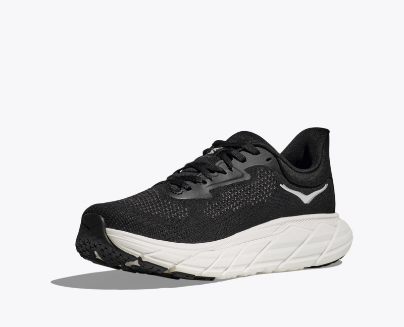 HOKA Arahi 7 Women's Running Shoes Black / White | 37820XFIG